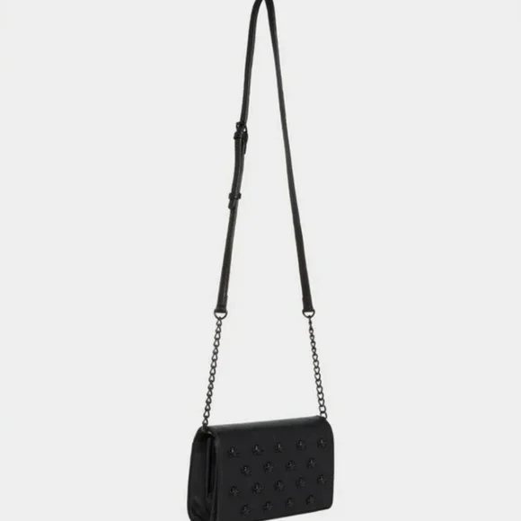 ❎️❌️Last one❌️❎️  🆕️ Betsey Johnson Black Skull haloween Crossbody bag 💀 ☠️ - Picture 3 of 4